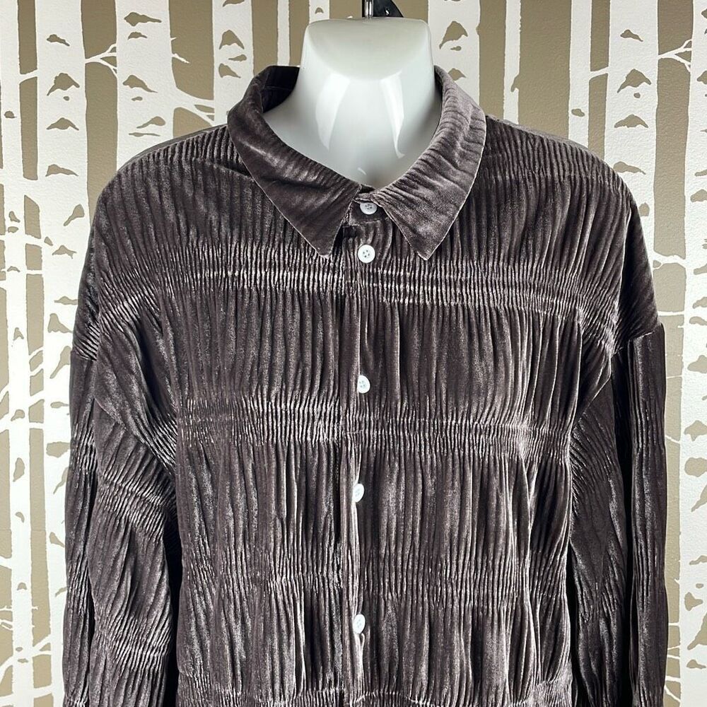 Shirred Velour Button Front Top Cocoa Brown M - image 5